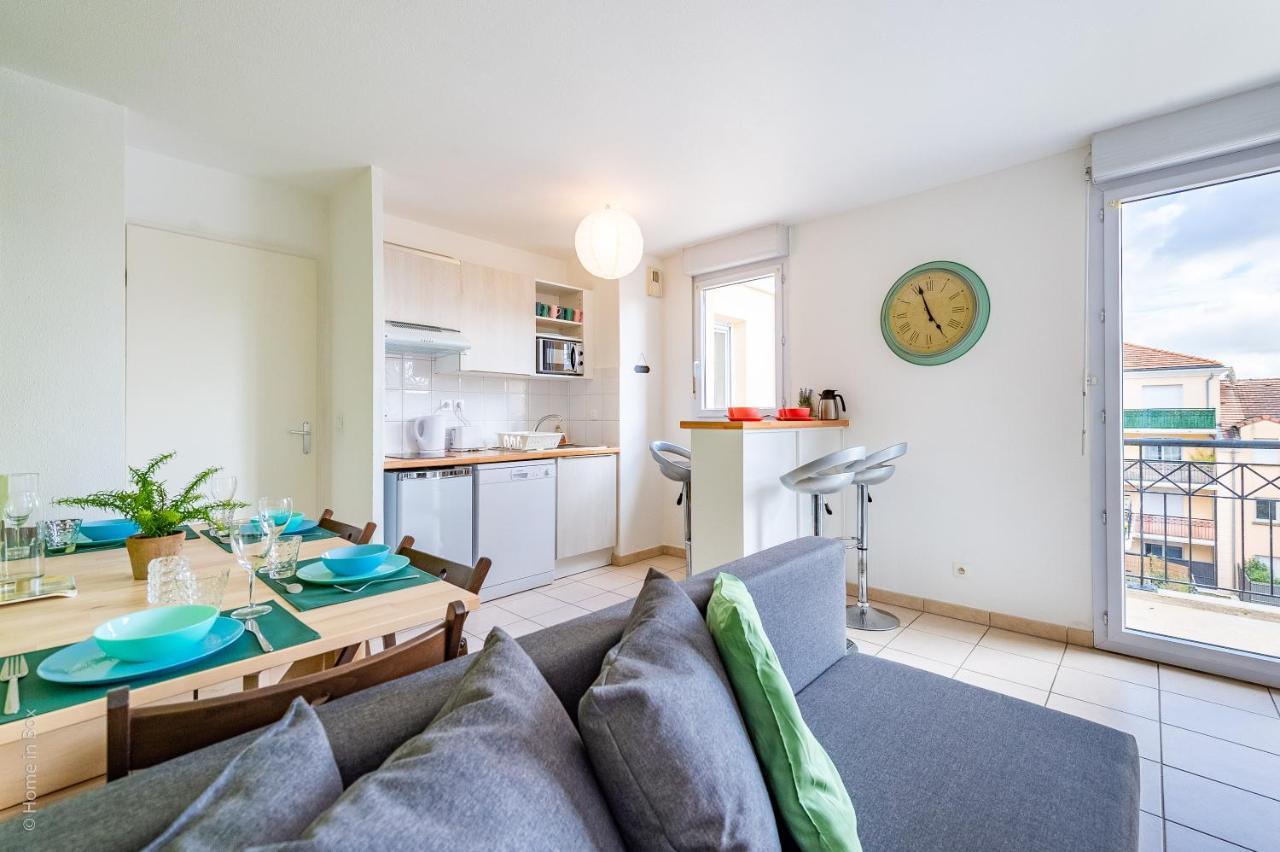 Amazing Cocoon Apartment บุสซี-แซ็ง-ฌอร์ฌ ภายนอก รูปภาพ